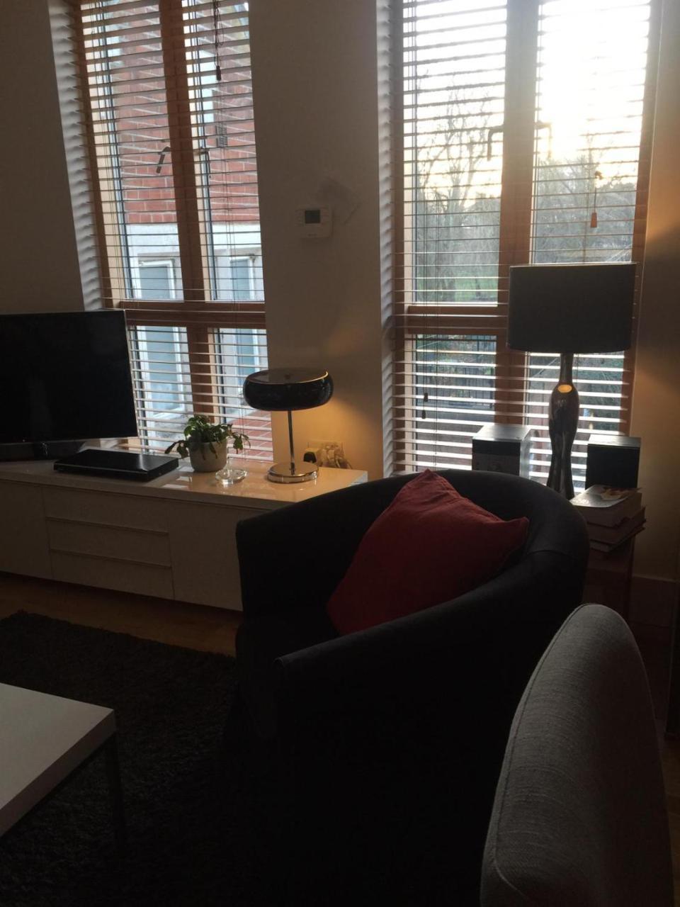 Lets Holiday In London Greenwich Экстерьер фото